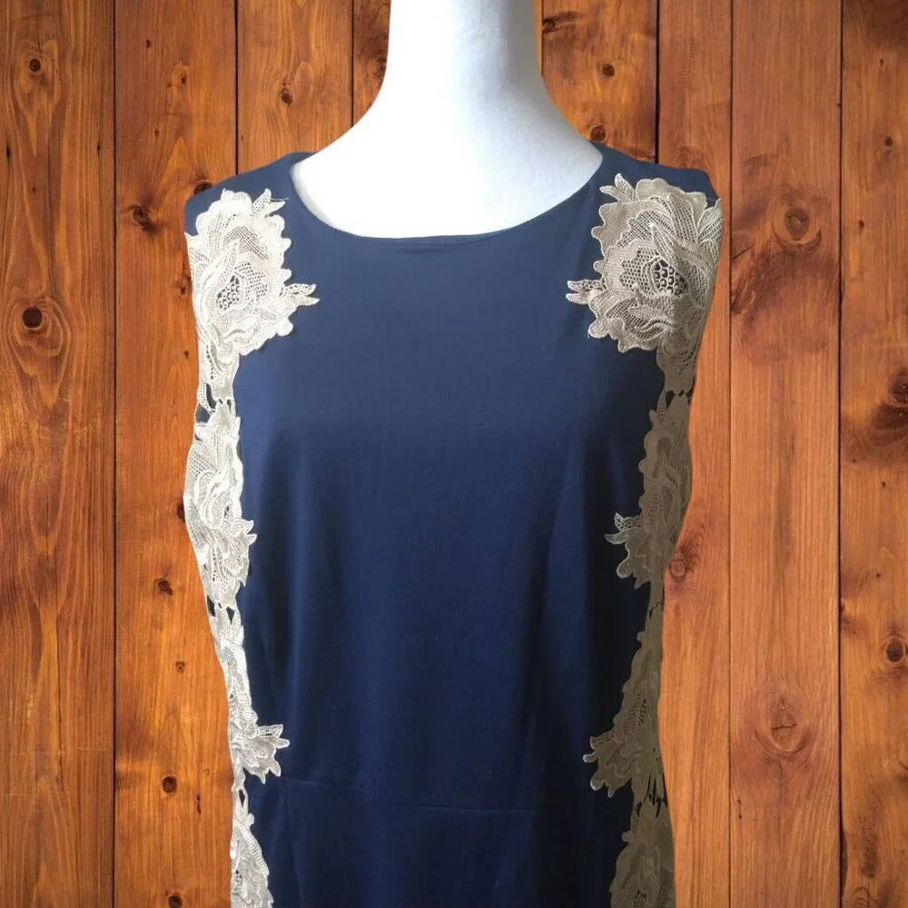 Trixxi  Size 16 Blue Sheath Dress Floral Lace Accents Classic Party Feminine
